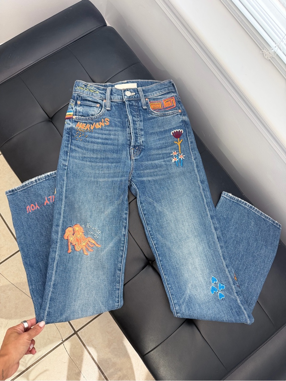 MOTHER The Rambler Sneak Jeans in Running With Scissors - Picture 2 of 11